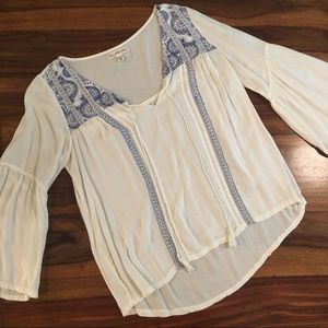 3 for $40 🌟🌟 Billabong Blouse